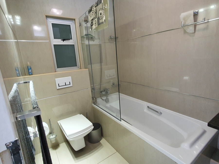 To Let 2 Bedroom Property for Rent in Humewood Eastern Cape